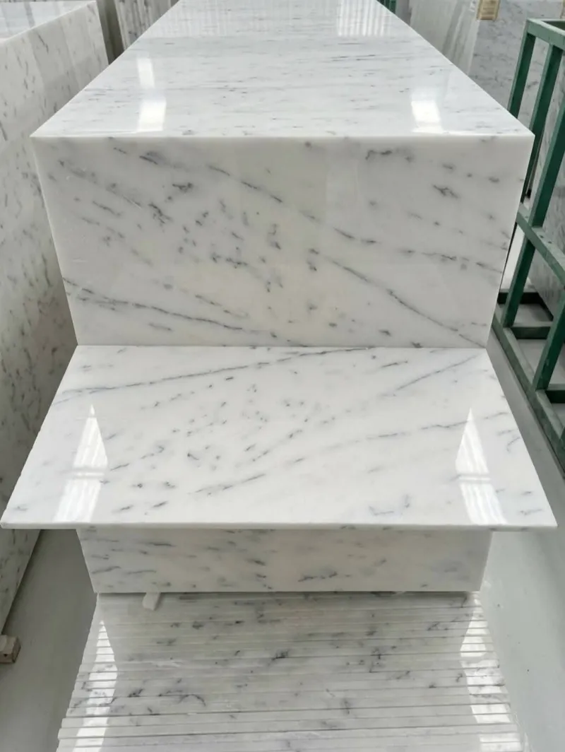 Bampokha number 1 — White  — slab — Pakistan